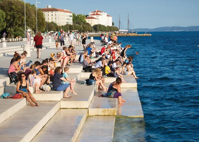 Apartment 1 Bedroom Awesome In Zadar