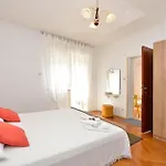דירה 1 Bedroom Awesome In זאדאר
