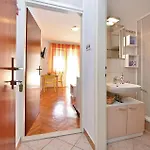 1 Bedroom Awesome In