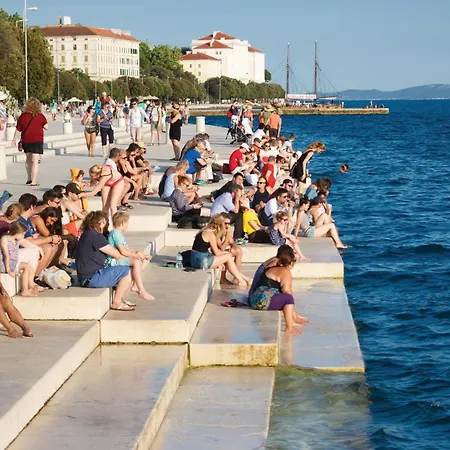 Daire Stunning In With Wifi Zadar