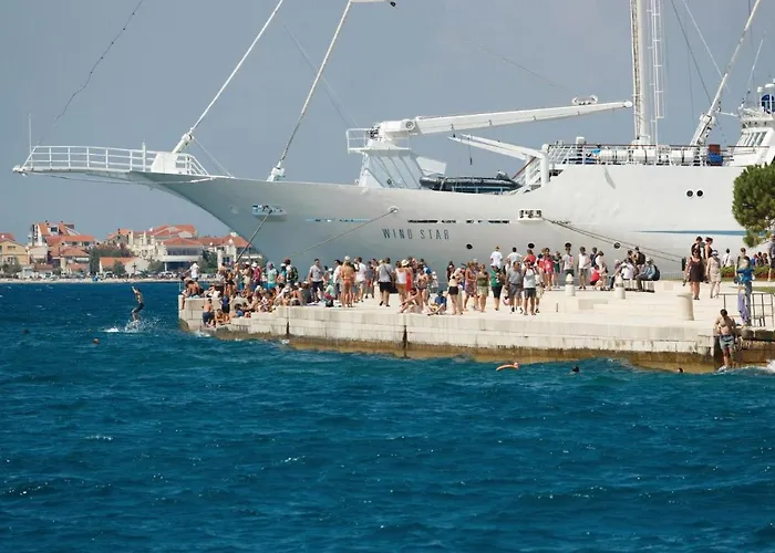 1 Bedroom Awesome In